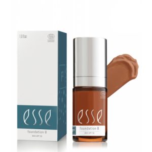 Esse Foundation Spf 30 No. 8 Kort Datum
