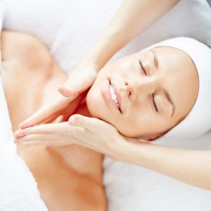 Ansiktsbehandling Lyx